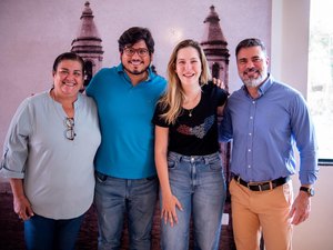 Presença no Sertão: Cibele Moura dialoga com lideranças políticas locais, com foco no desenvolvimento da região