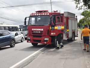 Colisão entre carro e motocicleta deixa homem ferido no bairro da Pajuçara