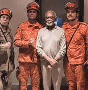 Gilberto Gil fica preso em elevador e é resgatado por equipe de bombeiros