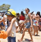 Bombeiros e BPRv participam da festa das crianças da comunidade do Deda Paes
