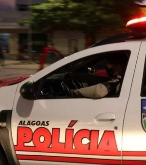 Suspeito de roubo é detido e espancado por moradores na Cidade Universitária