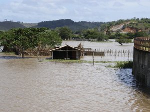 [Vídeo] Rios ficam alagados em cinco cidades da Região Norte de Alagoas