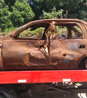 SMTT remove veículos abandonados na parte alta de Maceió