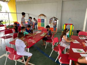 Central de Vacina contra Covid em Penedo conta com brinquedoteca para crianças