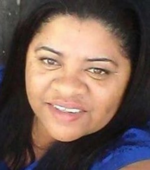 Professora que morreu no parto é sepultada em Girau do Ponciano