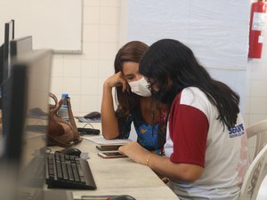 Alagoas recebe pesquisa nacional sobre uso de redes sociais por adolescentes