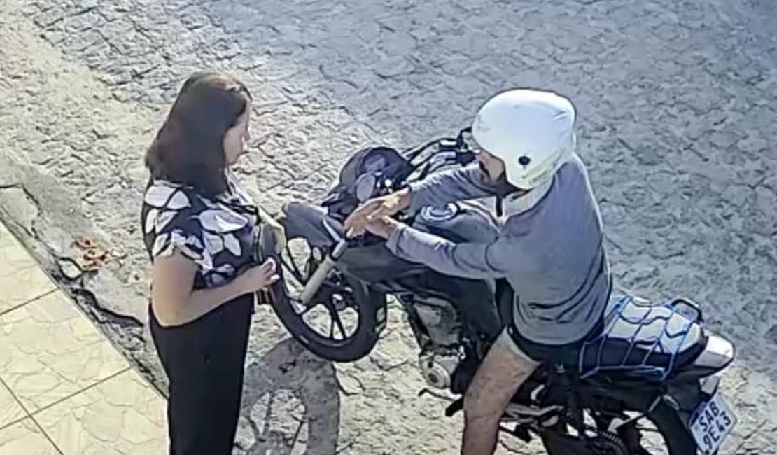 Assaltante é flagrado roubando mulher em rua do cojunto Salvador Lyra