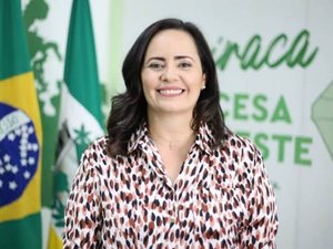 Fabiana Pessoa poderá ser a segunda mulher de Arapiraca a ocupar uma vaga na ALE