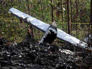 Queda de avião mata 12 na Costa Rica
