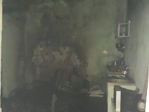 Incêndio atinge residência e mobiliza bombeiros em São Miguel dos Campos