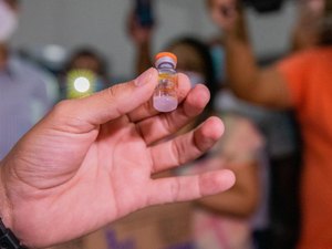 Prefeitura cria mais um canal para cadastramento de idosos acamados para vacinação