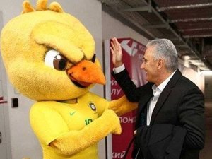 Pode, Arnaldo? Canarinho Pistola vira 'Canarinho Bravo' na Globo