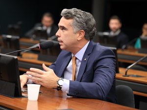 Greve nas Universidades: Rafael Brito cobra engajamento de parlamentares