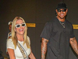 Leo Santana celebra cinco anos de casado com Lore Improta: Se depender de mim, ficarei por milhares de anos