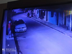 [Vídeo] Jovem é preso após assaltar usando moto em Porto Calvo