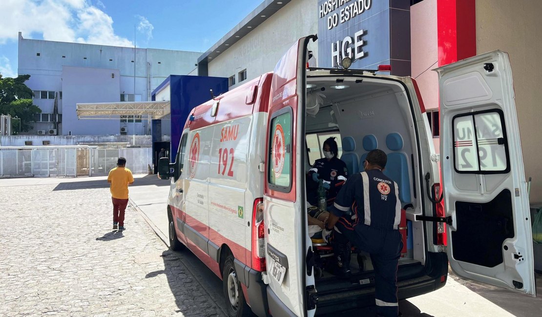 Ataque com faca no estacionamento da antiga Ceasa deixa um morto e outro ferido