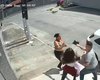 [Vídeo] Mulher reage e impede tentativa de assalto na Gruta de Lourdes, em Maceió
