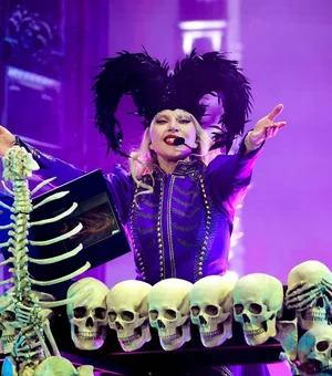 Segundo revista, Lady Gaga é confirmada em O Diabo Veste Prada 2