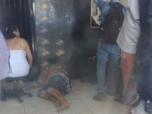 Homem é baleado dentro de estúdio de tatuagem na parte baixa da capital