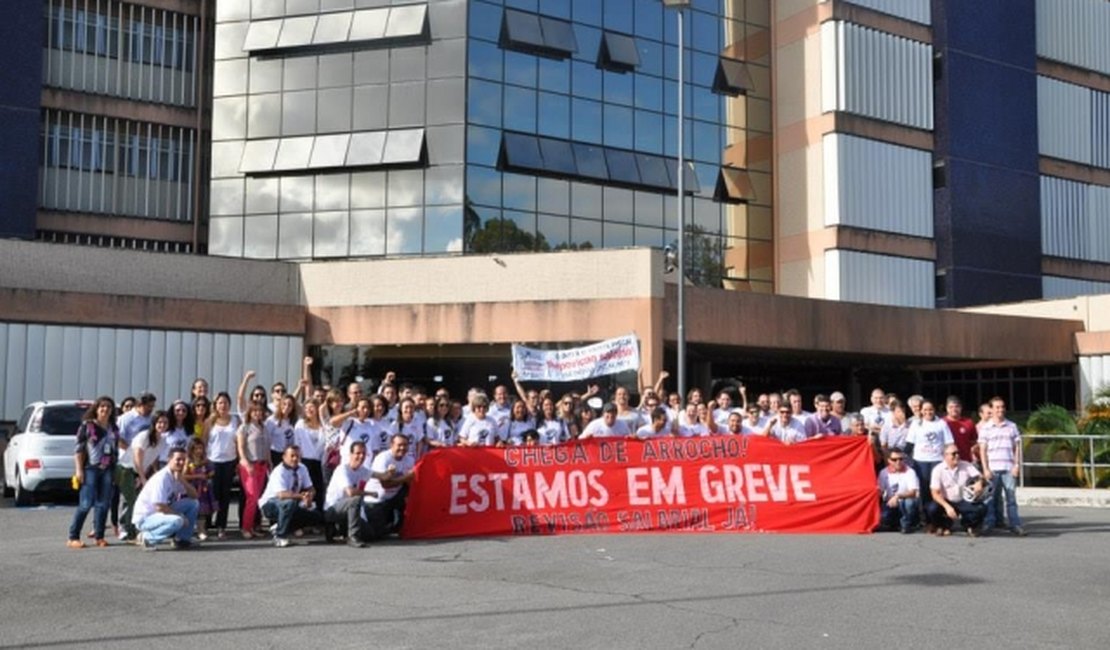 Servidores do Judiciário Federal irão repudiar ataque ao direito de greve pelo TRT