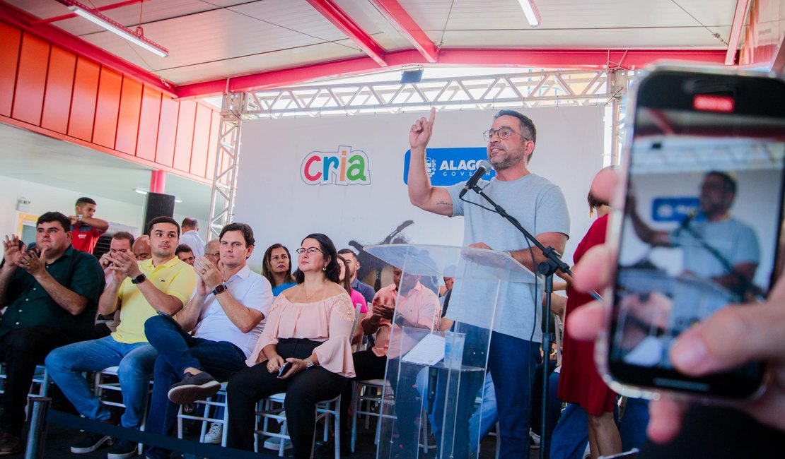 Paulo Dantas entrega 2ª Creche Cria em Coruripe e anuncia construção de um resort