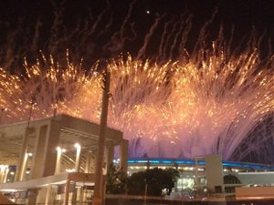 Abertura da Paralimpíada acontece hoje no Rio com tour da tocha e abertura
