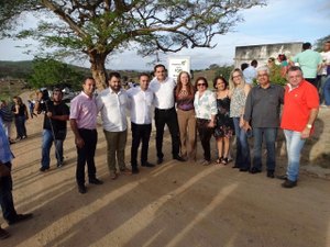 Prefeito lança Memorial da Árvore Centenária