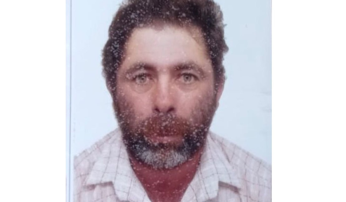 Homem com problemas mentais desaparece após pular de veículo em Delmiro Gouveia