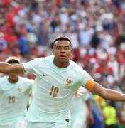 Mbappé perde pênalti, se redime com golaço, e França vence Marrocos na Copa do Mundo