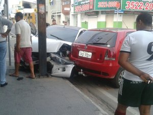Acidente entre dois veículos é registrado em Arapiraca