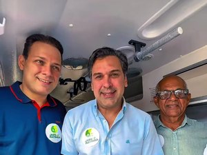 Deputados destacam trabalho do prefeito Déo em Japaratinga