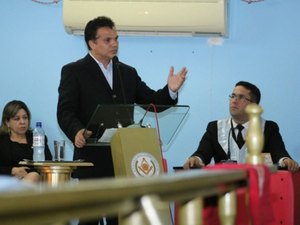 Nezinho apresenta Plano de Governo em debate na Maçonaria