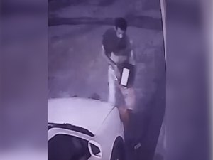 [Vídeo] Homem é flagrado furtando bateria de carro no Vergel do Lago