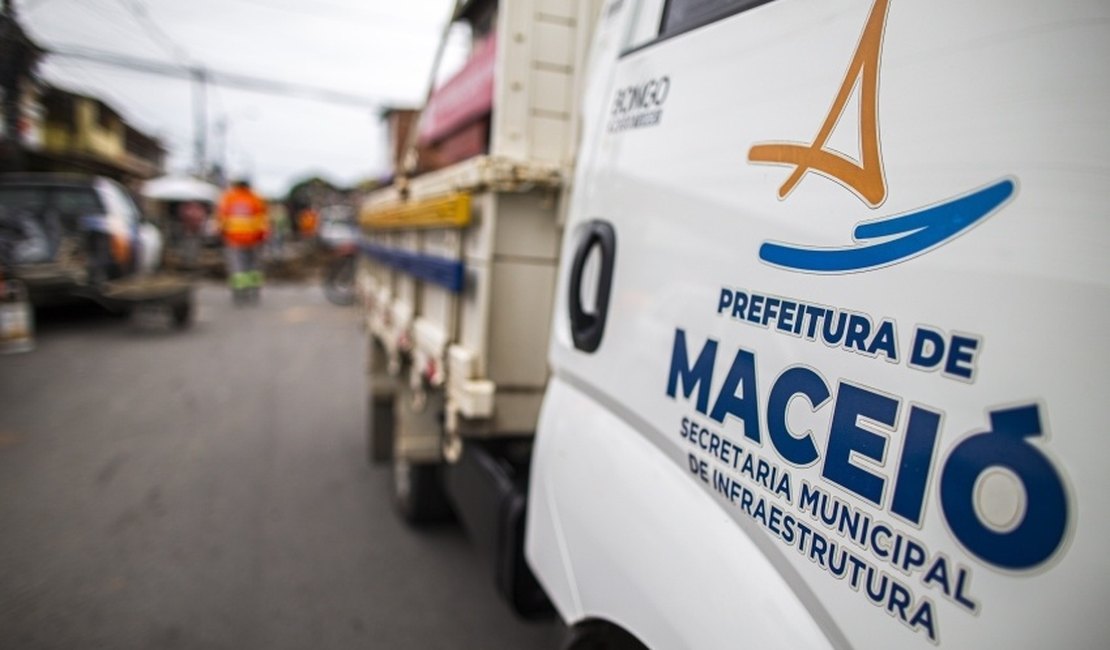 Trecho da Av. Pierre Chalita recebe obras de drenagem para minimizar erosões