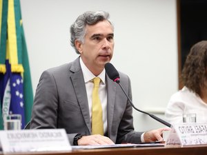 PL de Rafael Brito sobre piso salarial para professores temporário pode ser votado no STF a qualquer momento