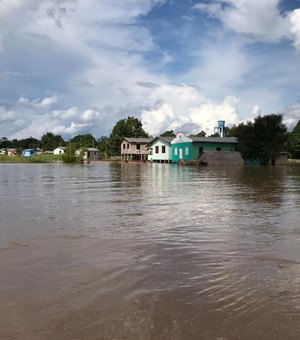 Rios começam a baixar, mas Acre tem mais de cem mil desabrigados por enchentes