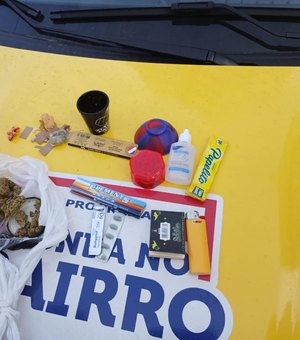 Trio é preso com maconha e comprimidos de Rohypnol na Ponta Verde