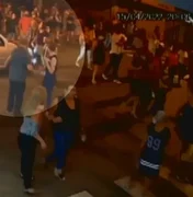 [Vídeo] Carro avança sobre fiéis que participavam de procissão e atropela mulher em Goiânia