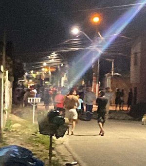 Homem é morto e outro fica ferido em ataque a tiros no Tabuleiro do Martins, em Maceió