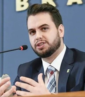 PF prende Filipe Martins, ex-assessor de Bolsonaro, a pedido de Moraes