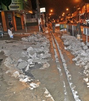 Problema antigo em calha da Rua 15 é solucinado pela prefeitura