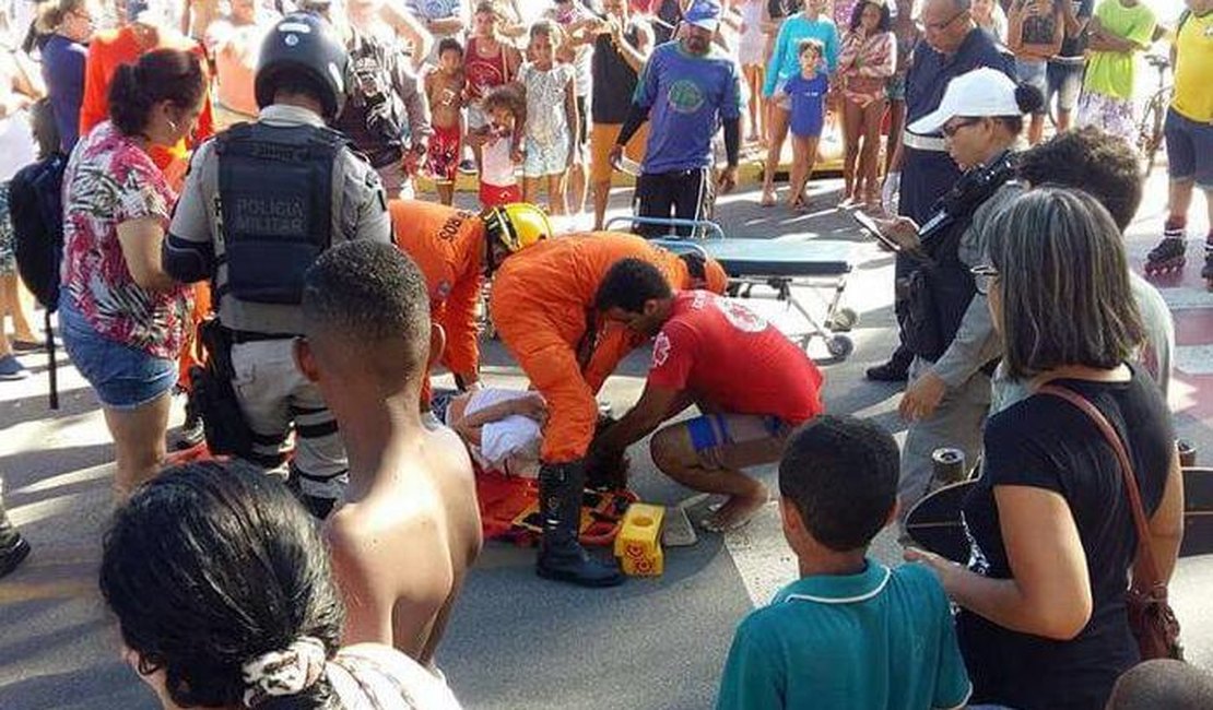 Motociclista acusado de embriaguez invade 'Rua Fechada' e atropela criança 