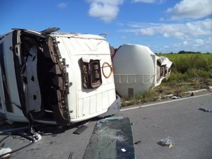 IMA investiga impacto causado por acidente com caminhão