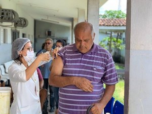 Arapiraca organiza estratégias para evitar aglomeração durante campanha de vacinação