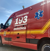Motociclista fica gravemente ferida após colisão contra portão em União dos Palmares