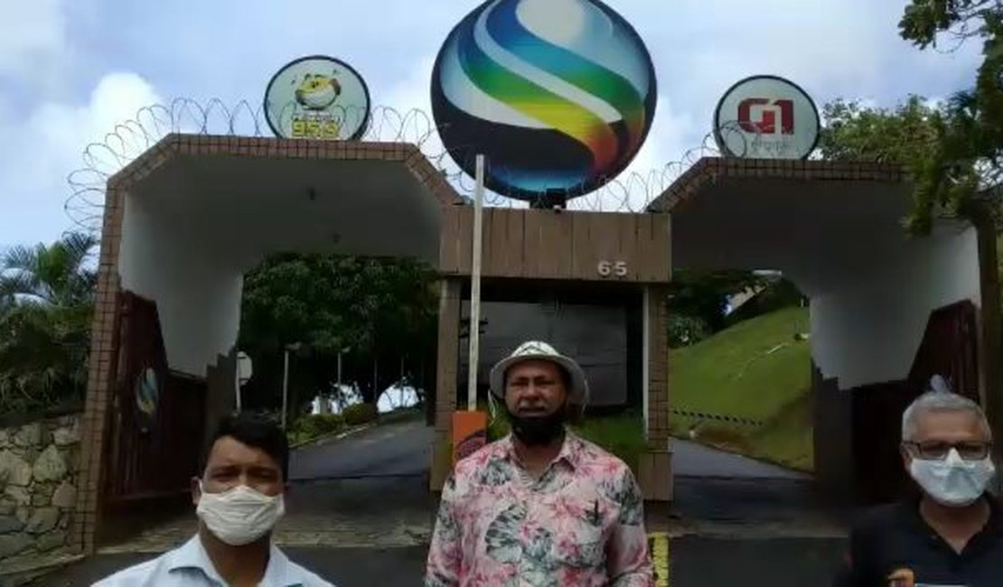 [Vídeo] Forrozeiro de Sergipe protestam após Deivinho Novaes ter sido escolhido para representar a cidade em evento