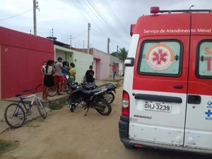 Pais encontram criança de três anos morta na cama