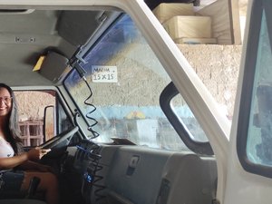 Caminhoneira de Maragogi: ‘Nós mulheres podemos ser tudo!’