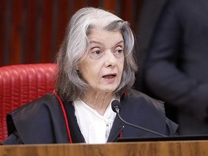 Ministra Cármen Lúcia marca eleição no TSE e antecipa ritos de sucessão