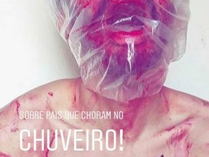 Filho de Bolsonaro divulga foto com simulação de tortura em rede social